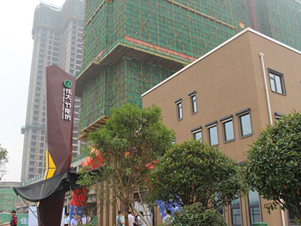 在株洲偉大青龍灣體驗“會呼吸”的卓科卷簾窗